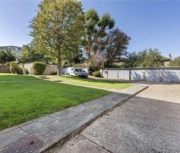 Tragail, Mercier Road, London, SW15 - Photo 3
