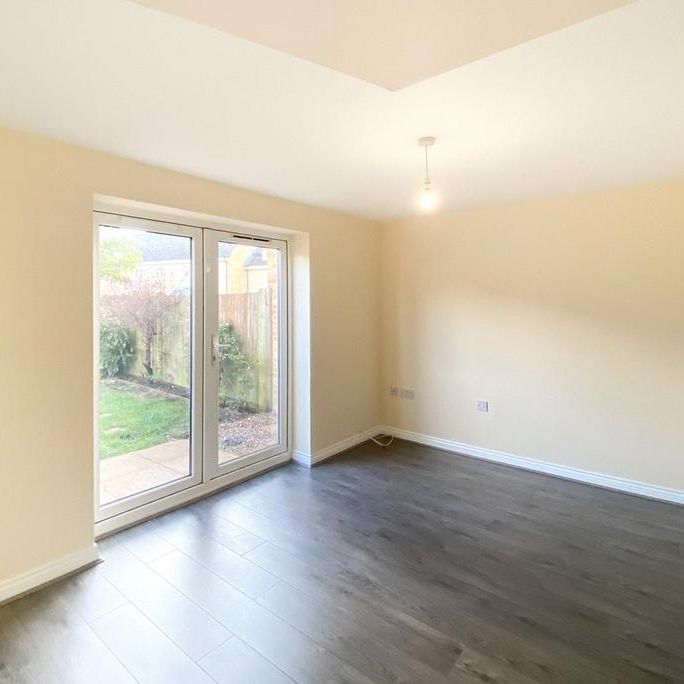 2 bedroom terraced house to rent - Photo 1