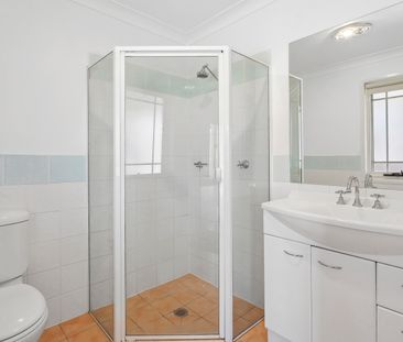 7 Stonehaven Circuit, Queanbeyan NSW 2620 - House For Rent | Domain - Photo 5