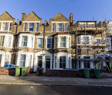 3 Bed Maisonette, Surrey Quays, SE16 - Photo 2