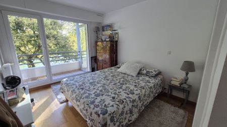 Location Appartement 4 pièces 95m² BAYONNE 64100 - Photo 4
