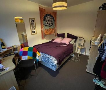 Blenheim Road - Photo 4