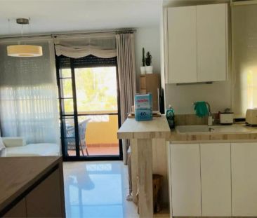 Piso de alquiler en Calle Tirreno, 13, Playamar - Benyamina - Photo 1