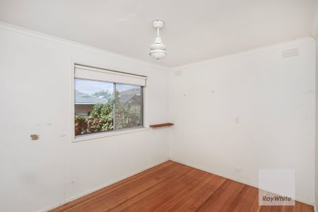 Spacious Family Home! - Photo 3