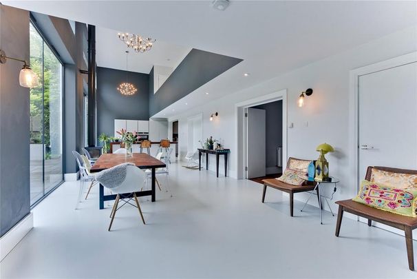 5 bedroom detached house to rent - Photo 1