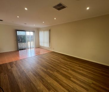 Great Family Home!!! - Photo 3