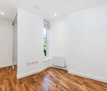 1 bedroom flat to rent - Photo 6