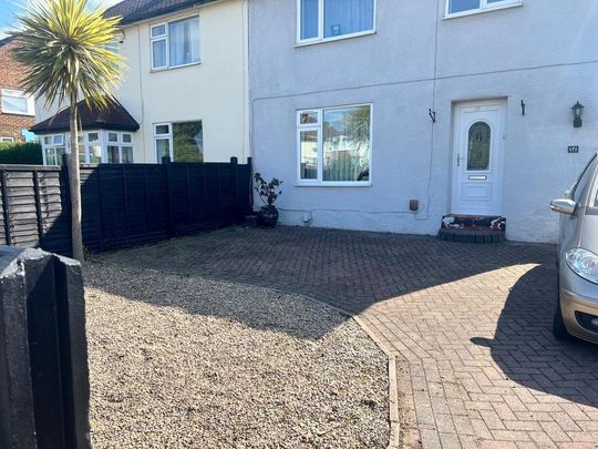3 bedroom semi-detached house to rent - Photo 1