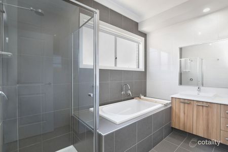 Three Bedroom Beauty in Harkness - Photo 3