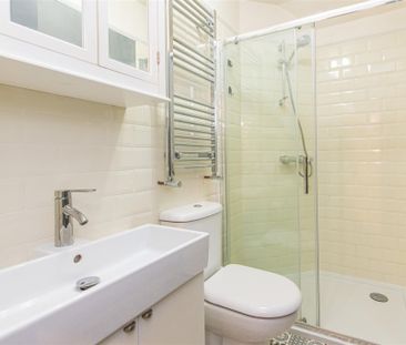 2 bed House - Mid Terrace To Let - Photo 3