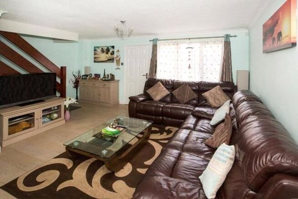 3 bedroom terraced house to rent - Photo 1