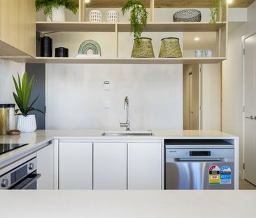 Brand New in Mount Albert! - Photo 5