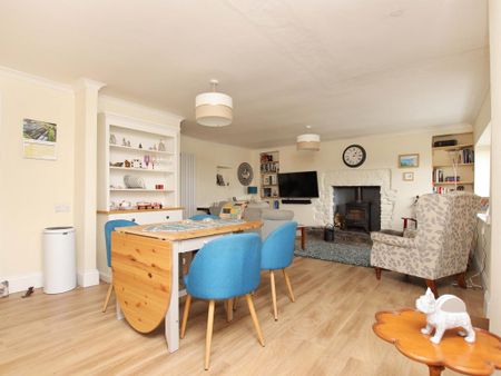 2 bedroom terraced house to rent - Photo 5