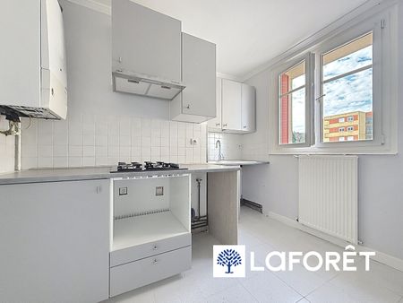 Appartement T3 près de BOURGOIN JALLIEU à louer - Photo 4