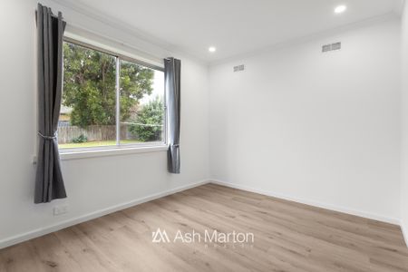 23 Helvetia Court, Frankston, VIC 3199 - Photo 2