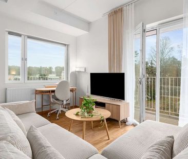 Värdsholmsgatan, Södertälje - Photo 1