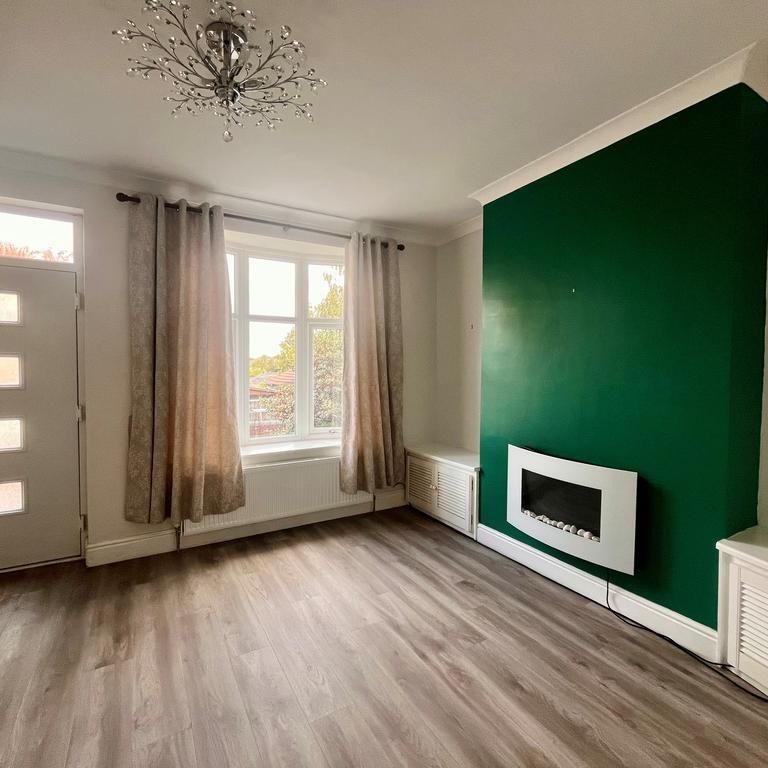 2 bedroom house to rent - Photo 1
