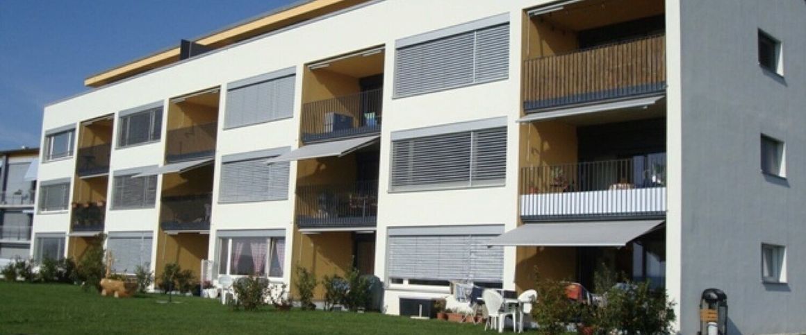 Charming bright apartment with unobstructed countryside views - Photo 1