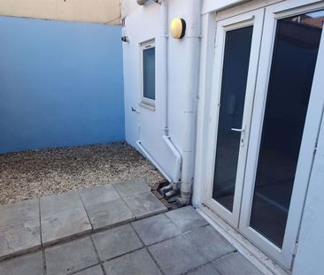 Johnny Ball Lane, Bristol - Photo 6