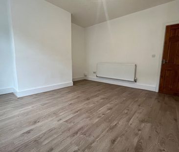 Chelsea Street - Photo 3