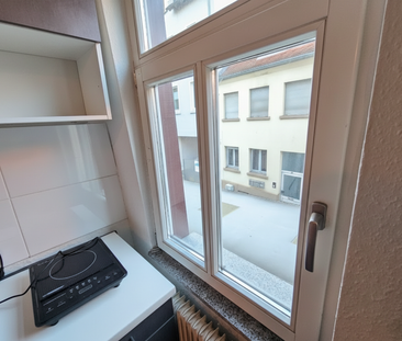 Renovierte helle 1-Zimmer Wohnung mit Küche - Photo 3