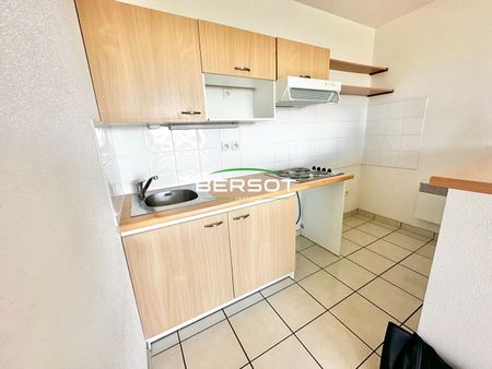 LOCATION T3 BESANCON BREGILLE - Photo 3