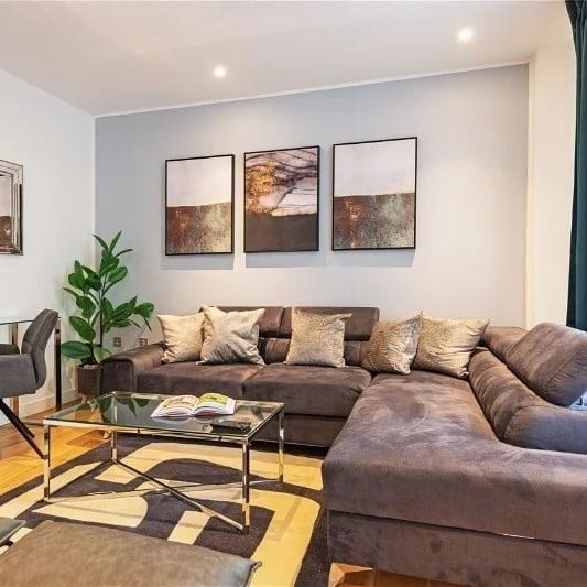 3 bedroom town house to rent - Photo 1