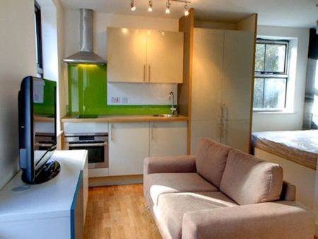 67 Newsome Road, Huddersfield, HD4 - Photo 4