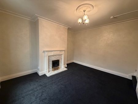 3 Bed Terraced House, Marsden Place, LS11 - Photo 3