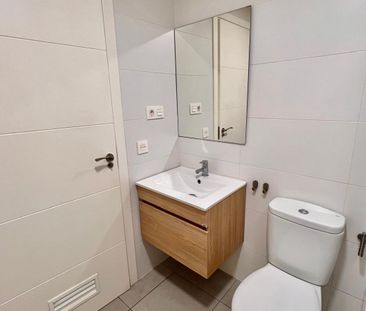 Apartamento planta baja en alquiler en Malaga - Photo 5