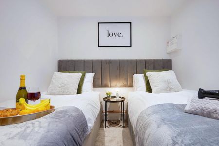 1 bedroom serviced apartment to rent - Photo 3