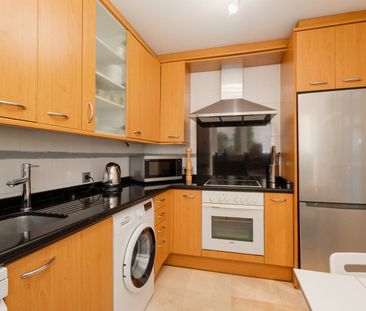 Townhouse in Bahía de Marbella - Photo 6