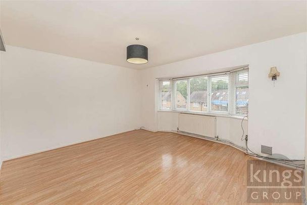 Severn Drive, Enfield, EN1 - Photo 1