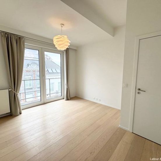 Appartement te huur - Photo 1