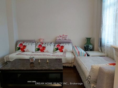 For Lease - 96 hamster Crescent, Aurora, Ontario - Photo 5