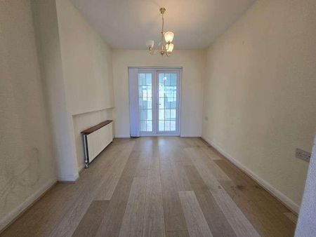 Dison Close, Enfield, EN3 - Photo 5