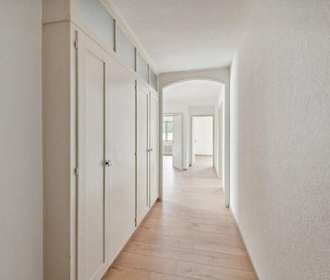 Grosszügige 3.5 Zimmerwohnung in Suhr - Photo 5