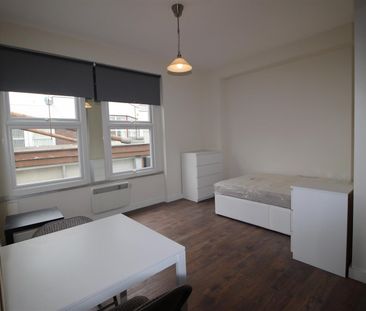 Sentinel Square, NW4 2EL, London - Photo 1