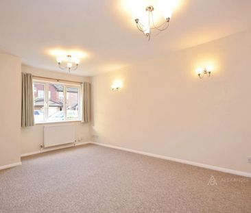 3 bedroom detached house to rent - Photo 2