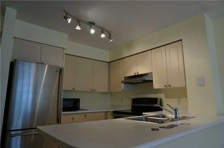 For Lease - 256 Doris Avenue Unit# 1103, Toronto, Ontario - Photo 4