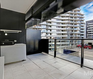 Charming and convenient living - Photo 6