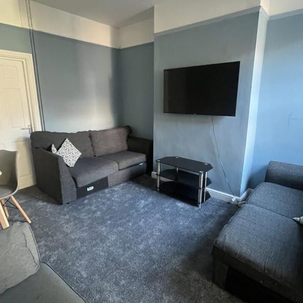 5 bedroom terraced house to rent - Photo 1