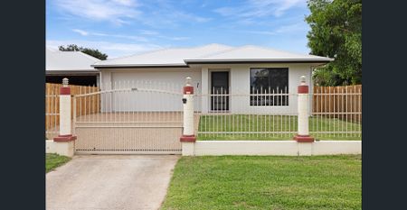 Brand New 3 Bedroom Duplex Fully Air Conditioned on Golf Links - Photo 4
