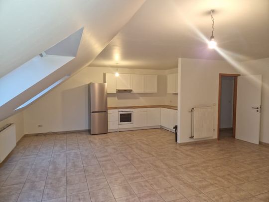 Appartement te huur - Photo 1