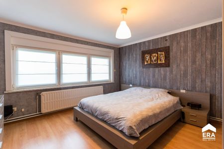 Woning met 3 slaapkamers, grage en tuin. - Foto 4