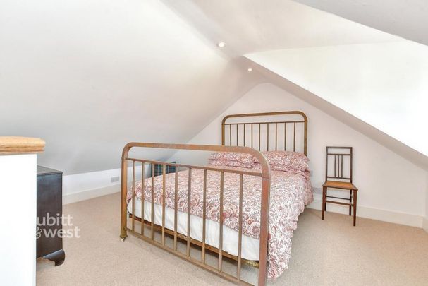 3 bedroom terraced house to rent - Photo 1