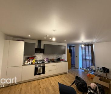 2 bedroom apartment to rent - Photo 3