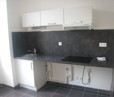 Location Appartement 3 pièces 48m² VALENCIENNES 59300 - Photo 6