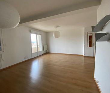 Location Appartement 4 pièces 66m² VALENCE 26000 - Photo 4