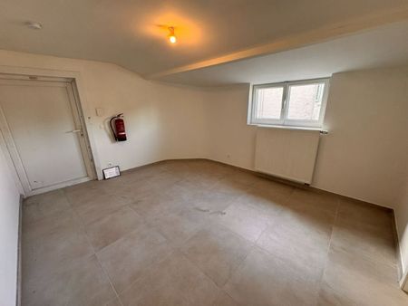 --- NIEUW --- Gerenoveerd 2-slaapkamerappartement nabij UZ! - Foto 3